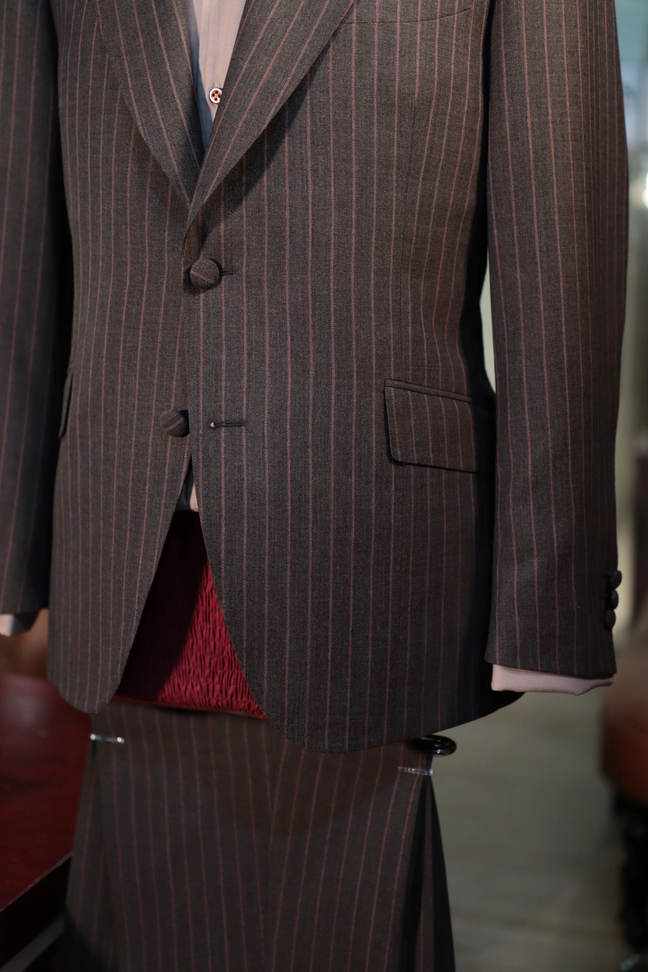 Made Suits® Sartorial Tailor — Vintage Explorer